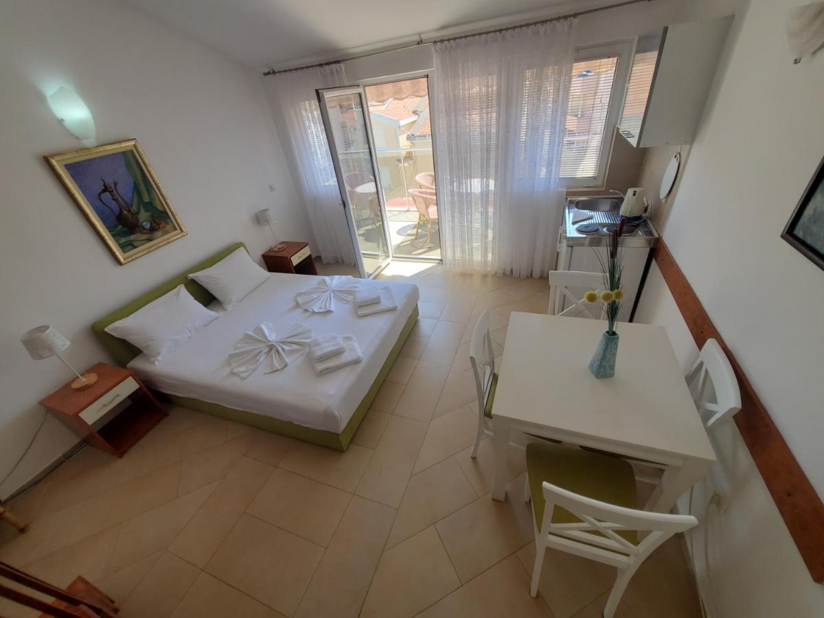 בודווה Egon Apartments מראה חיצוני תמונה