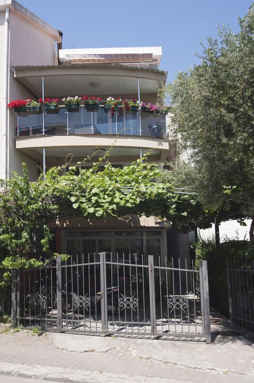 בודווה Egon Apartments מראה חיצוני תמונה